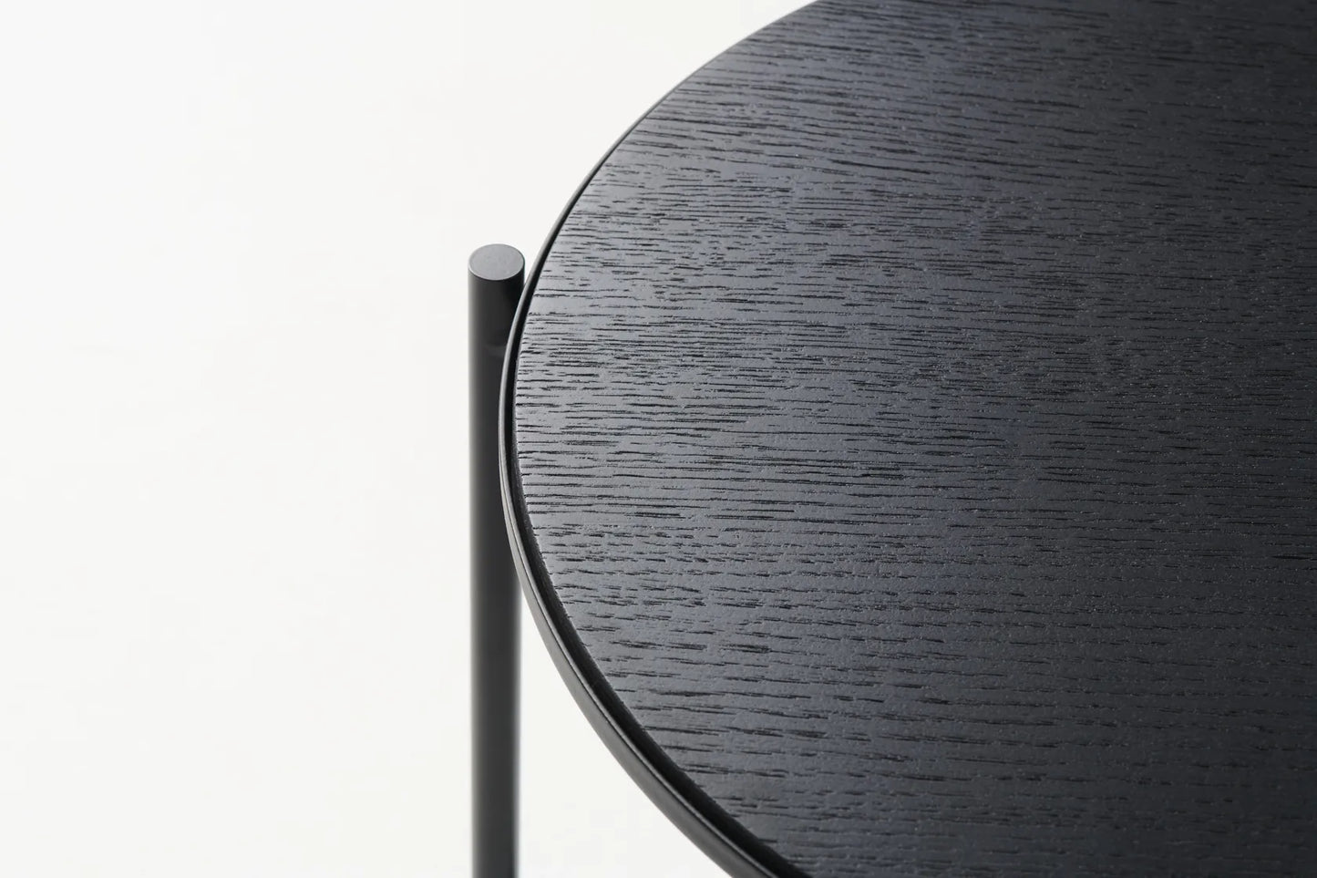 Lampe + Table Igram chêne noir