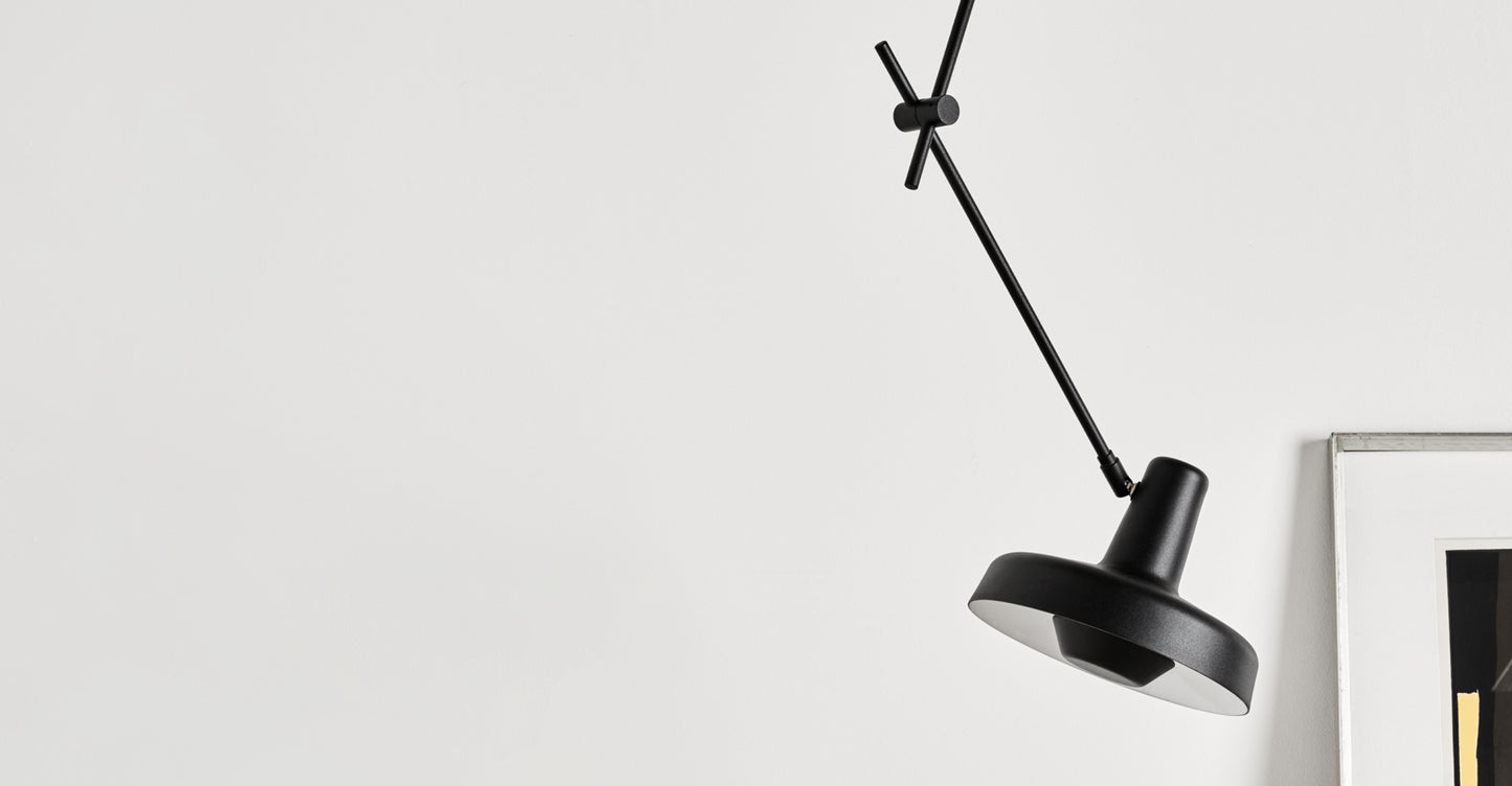 Fluke ceiling light