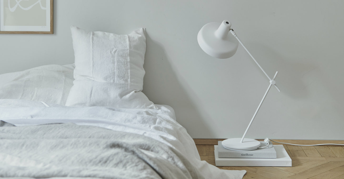 Lampe de table Palace Arigato blanc