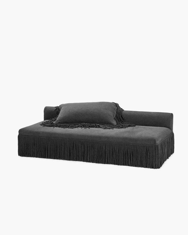 Sofa with 1 black cushion with black fringes Frou
