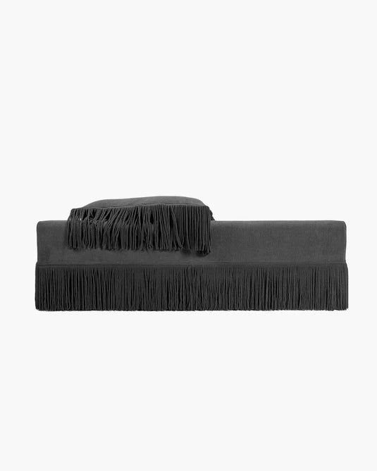 Canapé avec 1 coussin noir avec franges noires Frou