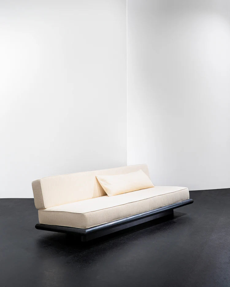 Natural coconut sofa + black oak frame Ono 3