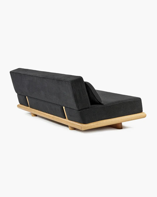 Canapé noir licot + cadre chêne naturel Ono 3
