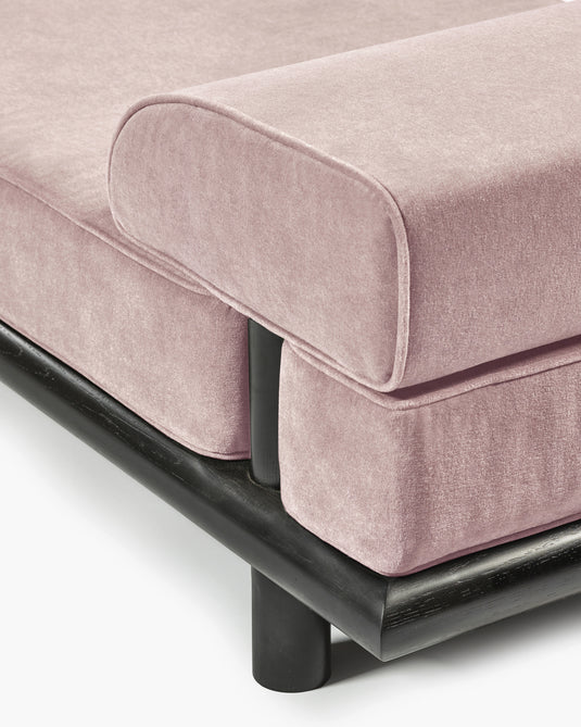 Beth roze fluwelen slaapbank + zwart gebeitst eiken frame