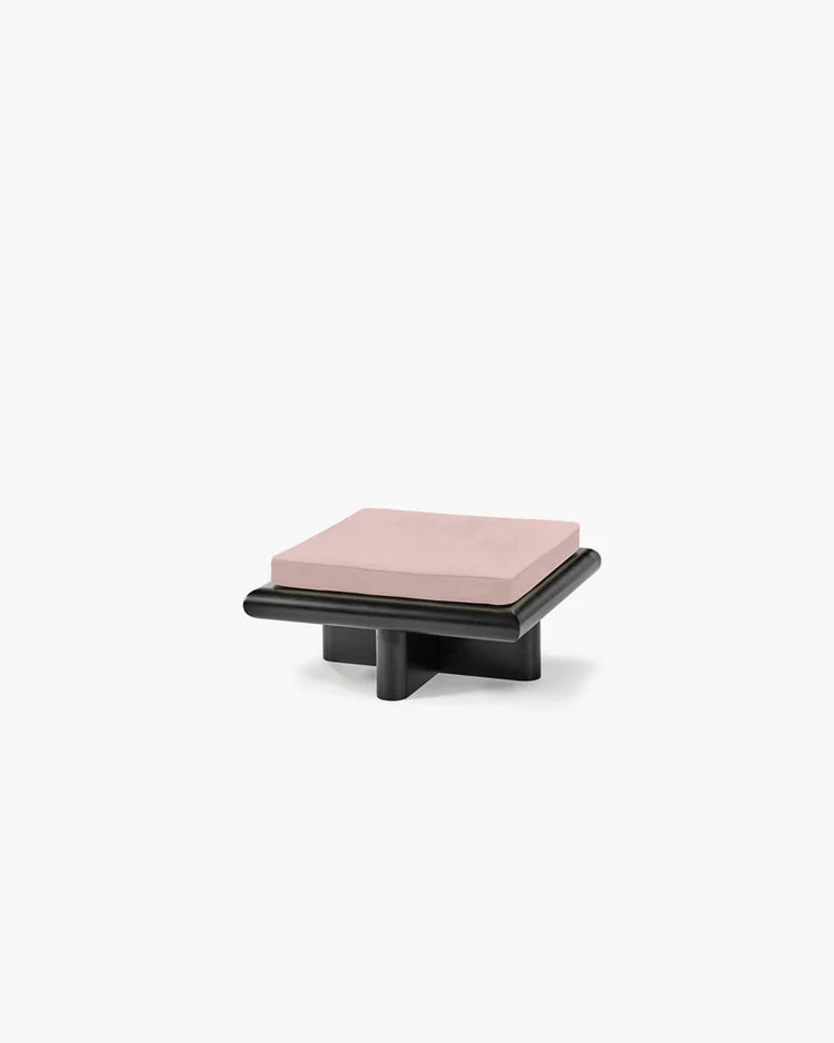 Taka pink velvet S bench + dark stained tulip frame
