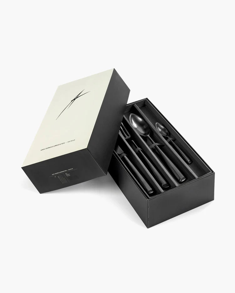 Zoë Black bestekset van 24 stuks