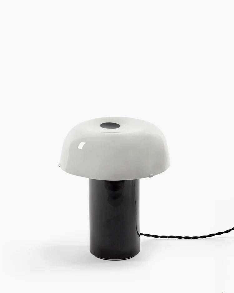 Céline 02 Zwart/Wit Tafellamp