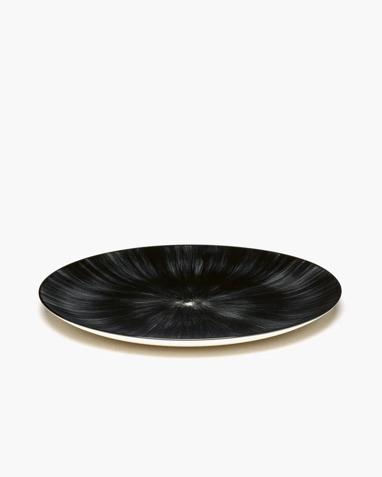 White/Black Dinner Plate Variation 6 Dice