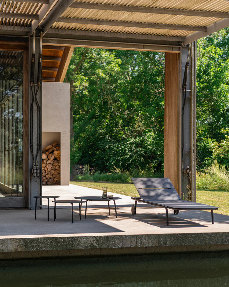 Auguste Black Aluminum Deckchair