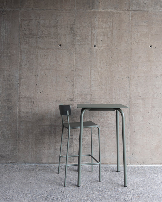 August Green Outdoor High Chair