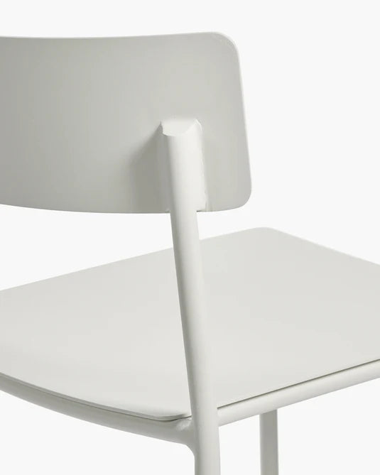 August Sable Outdoor High Chair