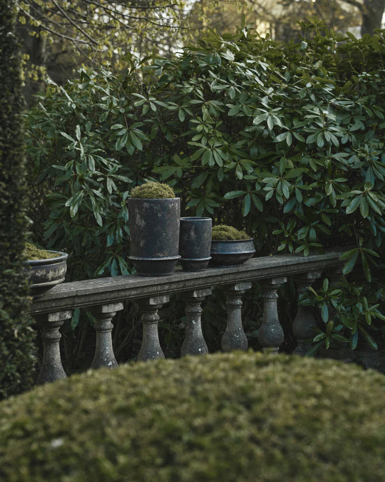 Planter 02 S donkerbruin Duin