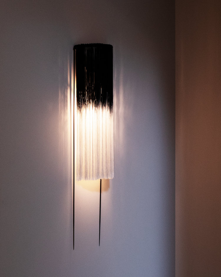 Edo black/white wall lamp
