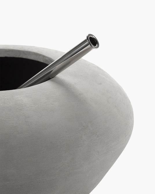 Vaas met glazen buis 06 beton Josephine