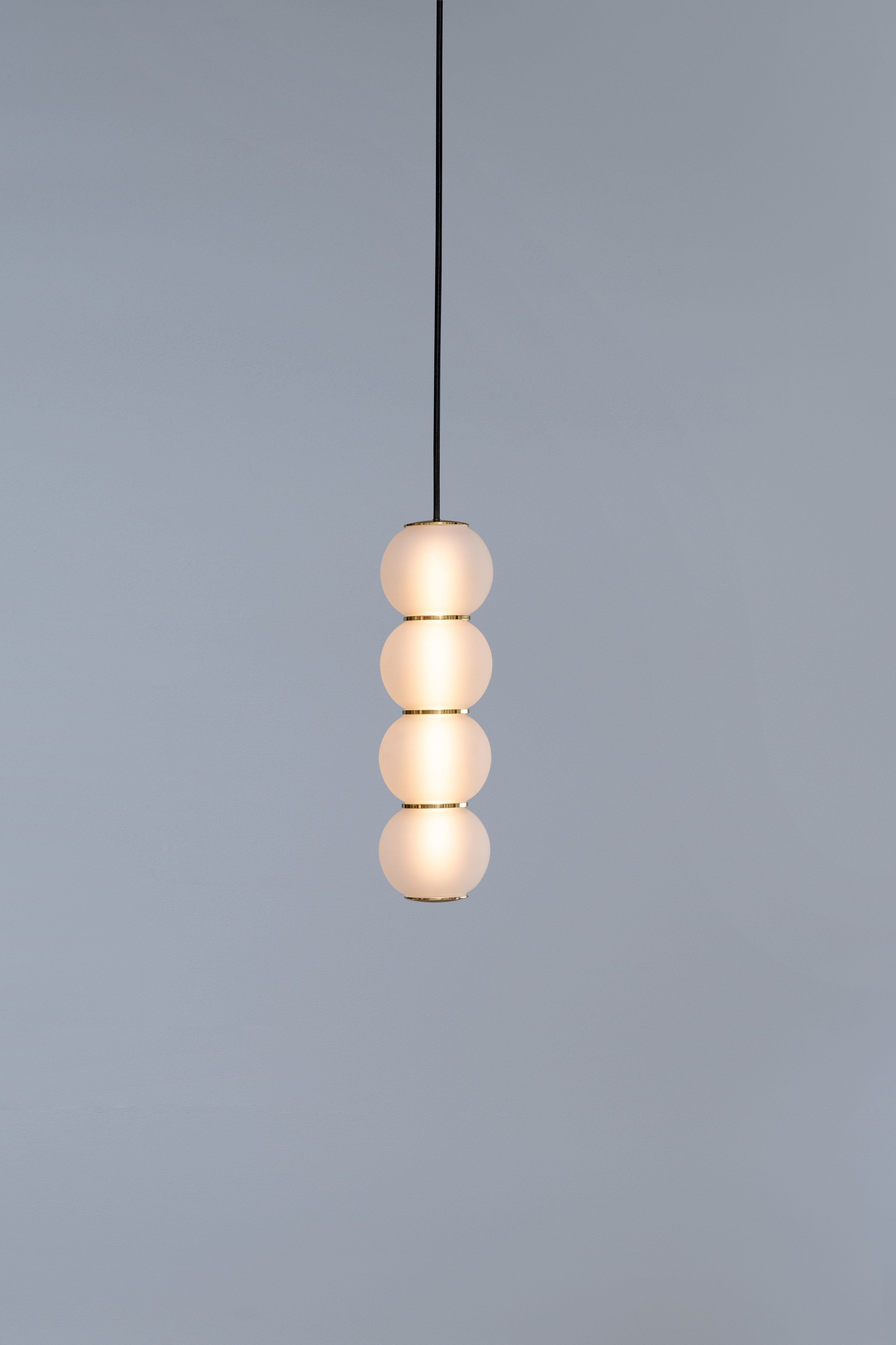 Ili Ili Coney Cone Suspension