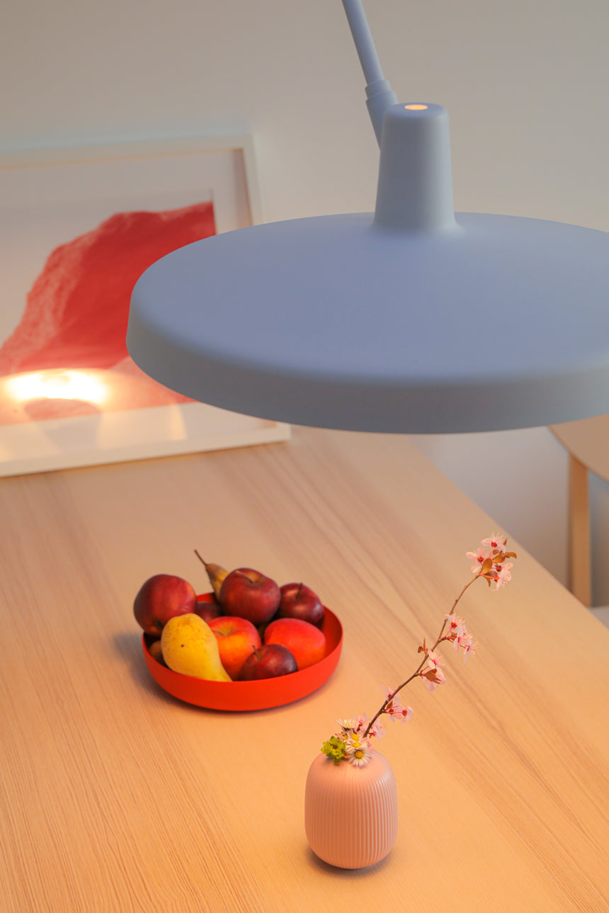 Arigato 45 witte muur