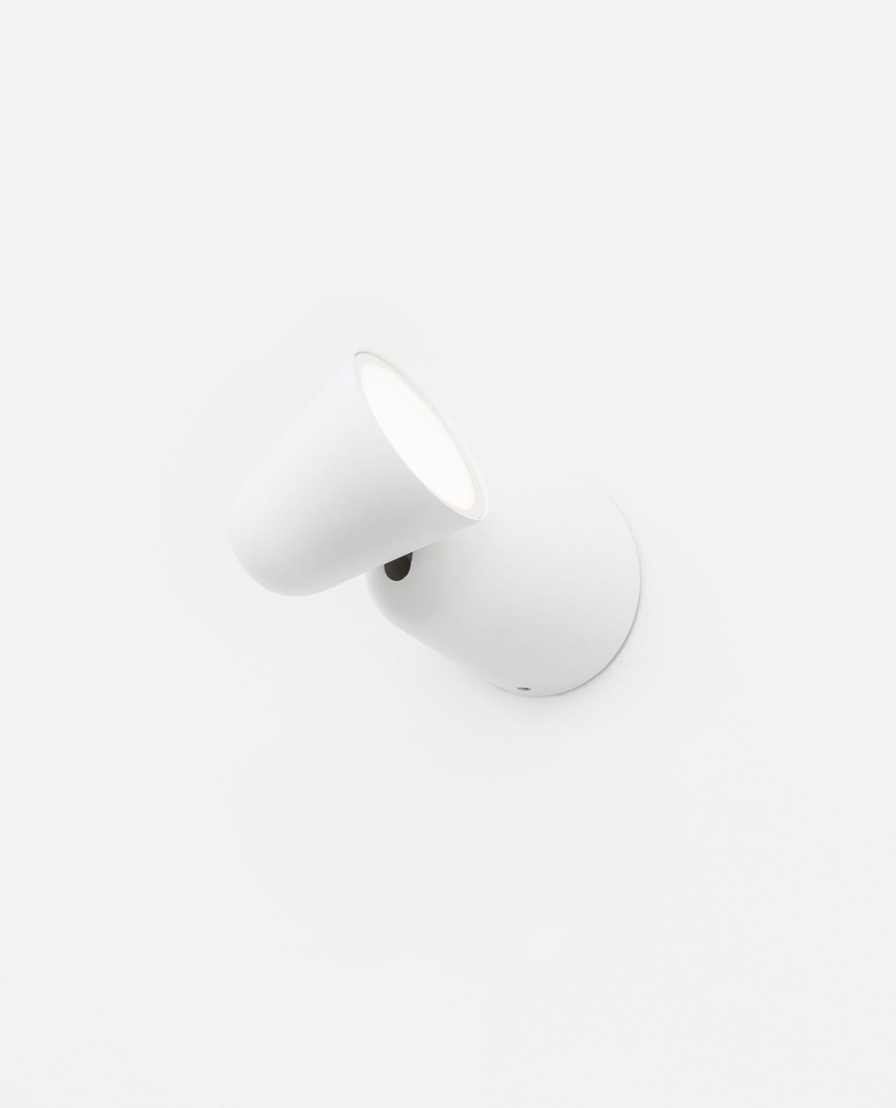 Ili Ili Coney Cone Suspension