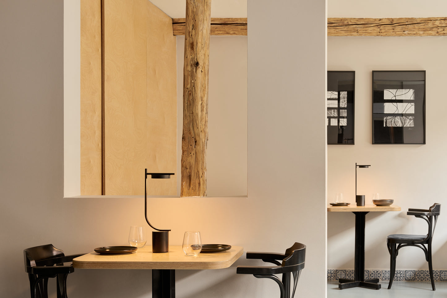 Lampe de table Igram J bleu