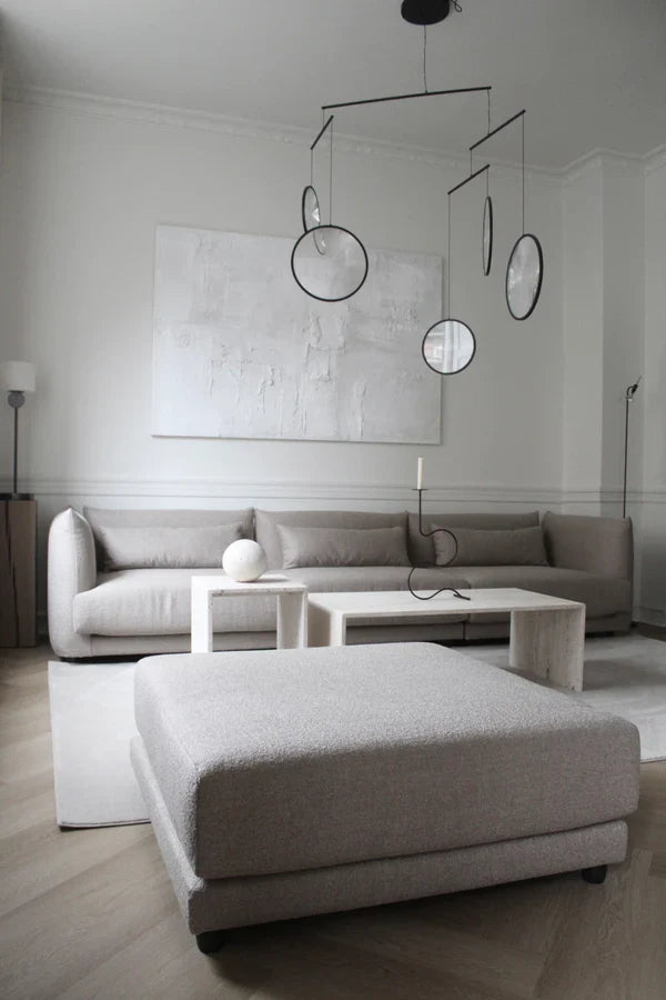 White pouf L with black fringes Frin