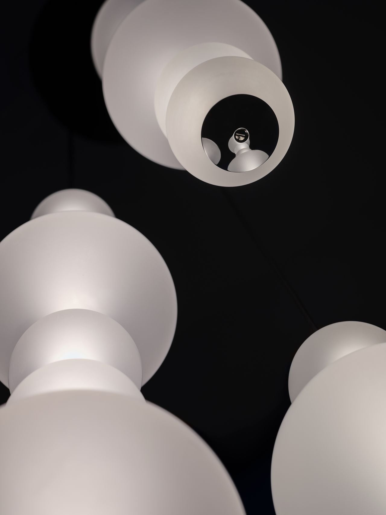 Ili Ili Coney Cone Suspension