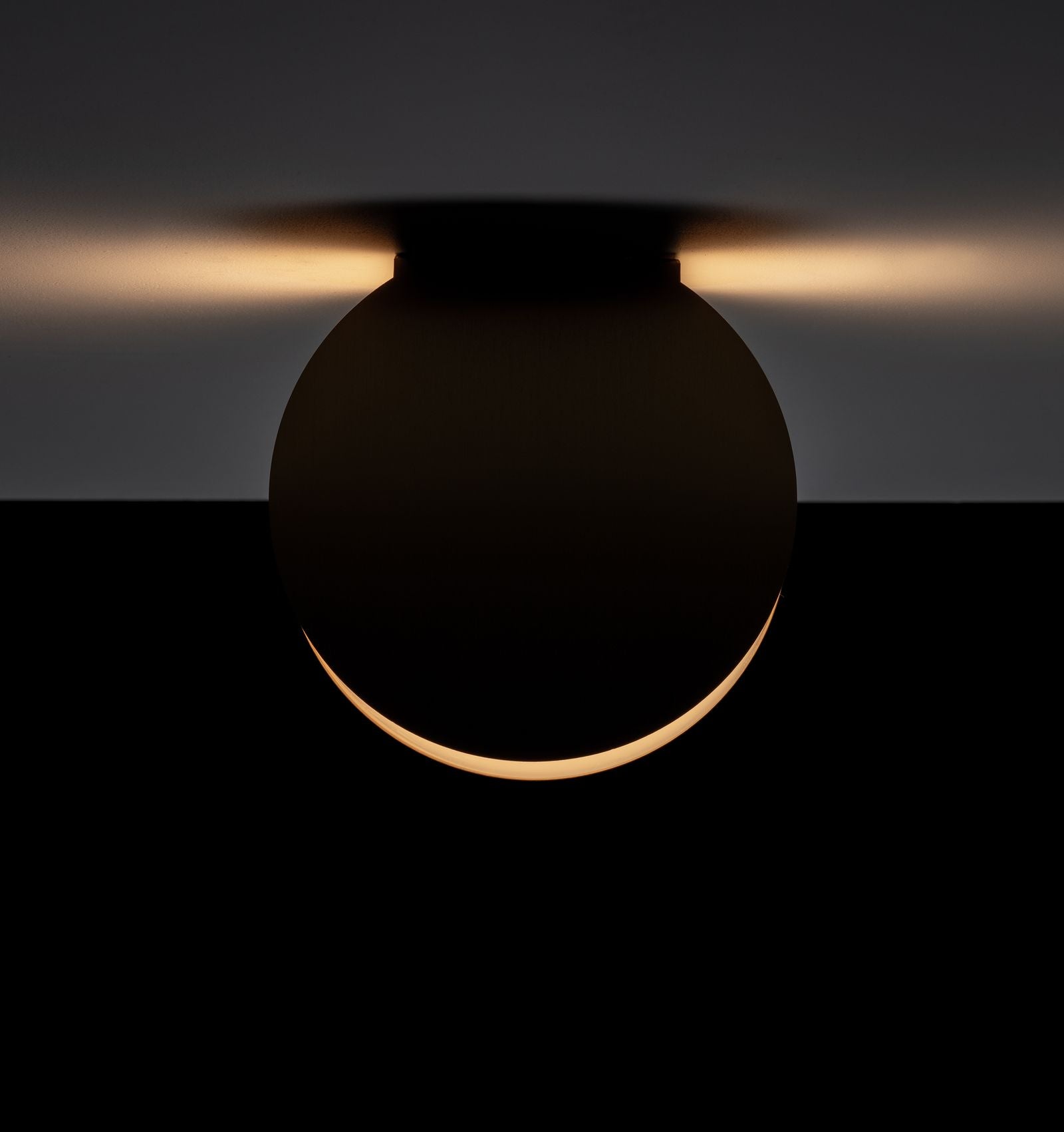 Ili Ili Coney Cone Suspension