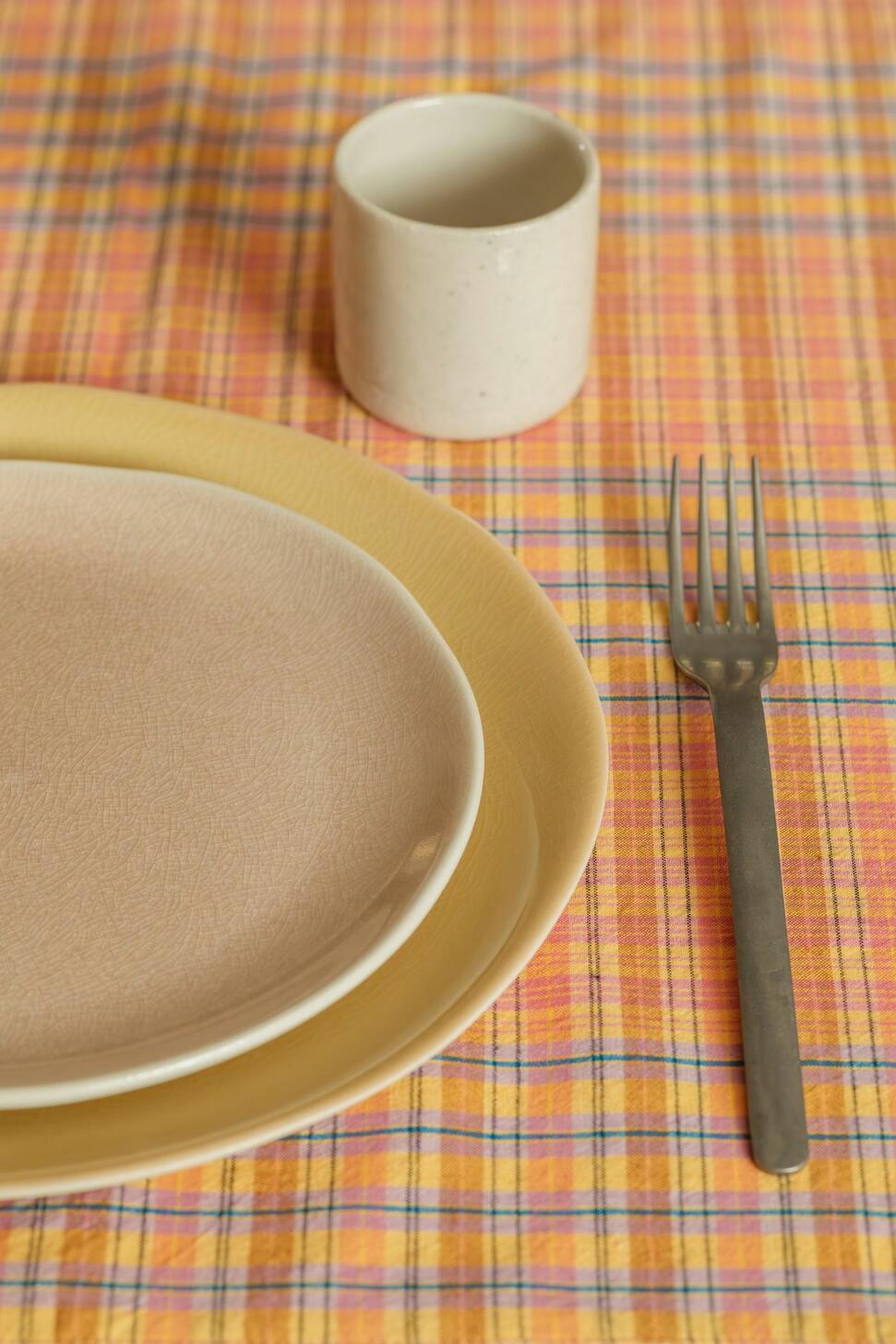 L Maguelone Genêt Plate