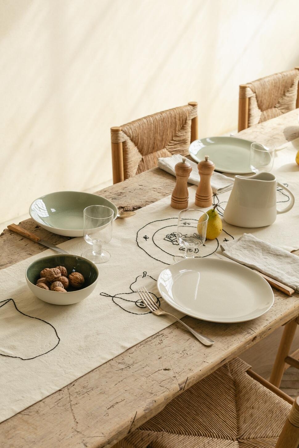 Assiette L Maguelone Quartz