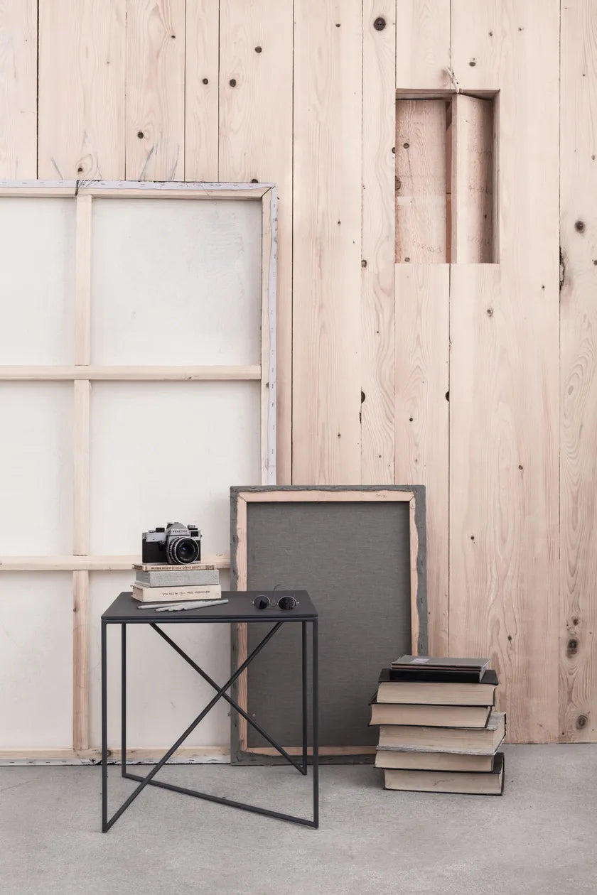 Dot S grey side table