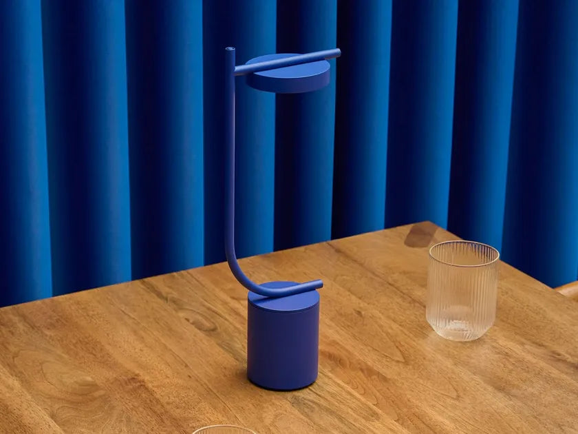 Lampe de table Igram J bleu