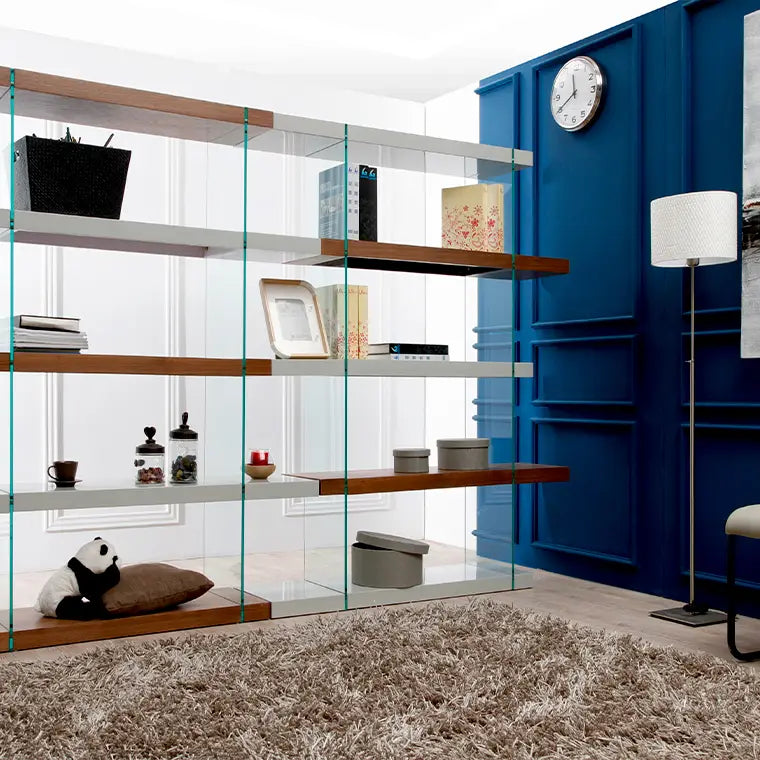 Transparentia shelf