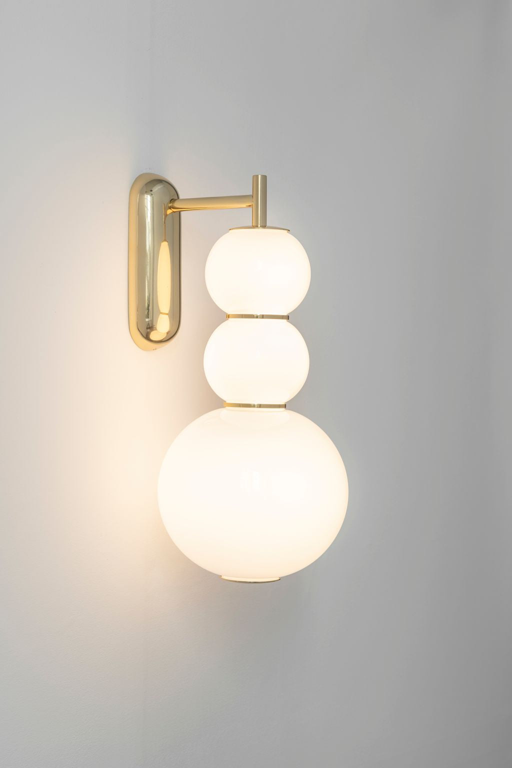 Ili Ili Coney Cone Suspension