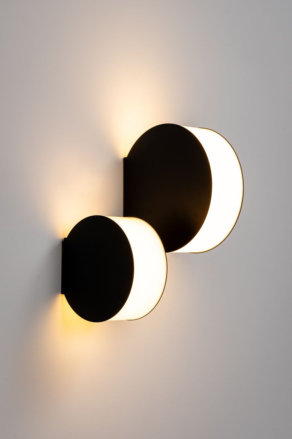 Ili Ili Coney Cone Suspension