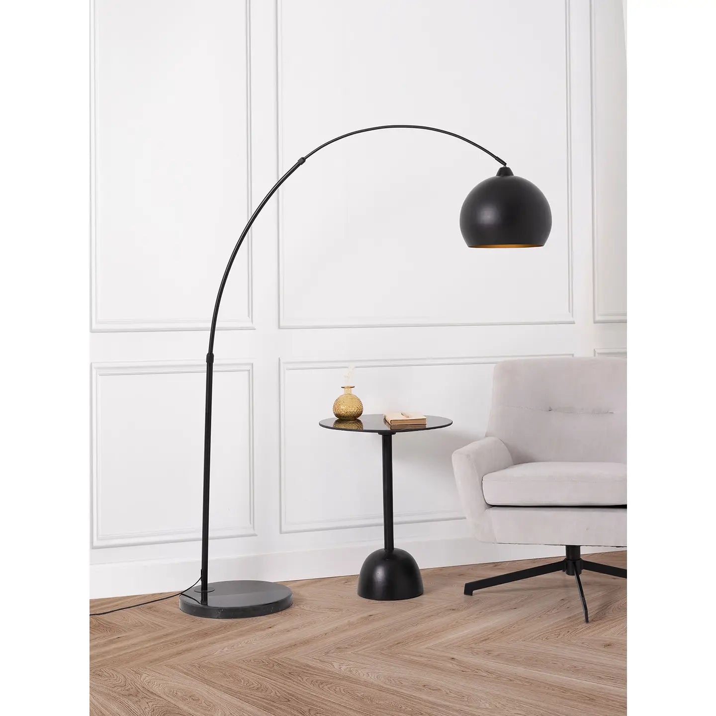 Black arc floor lamp