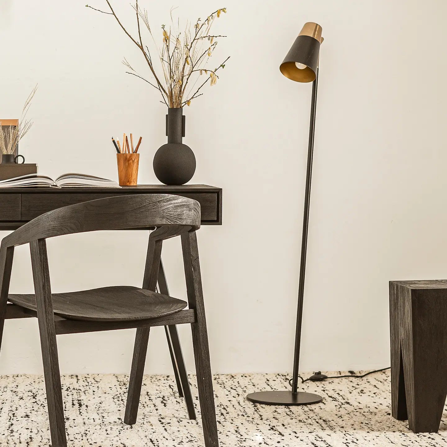 Alice floor lamp