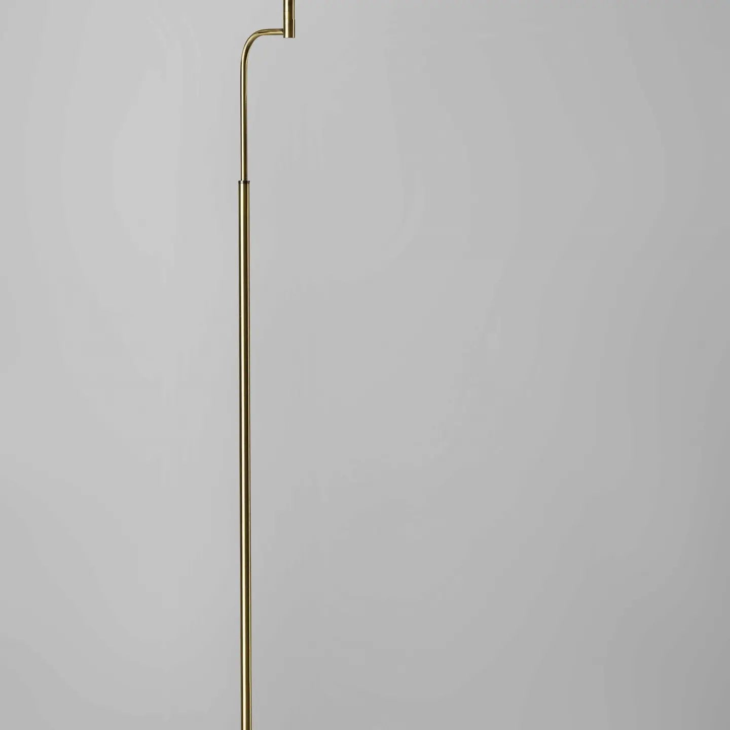 Elegant floor lamp