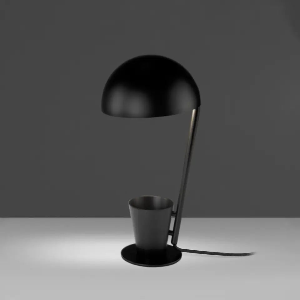 Pot desk lamp