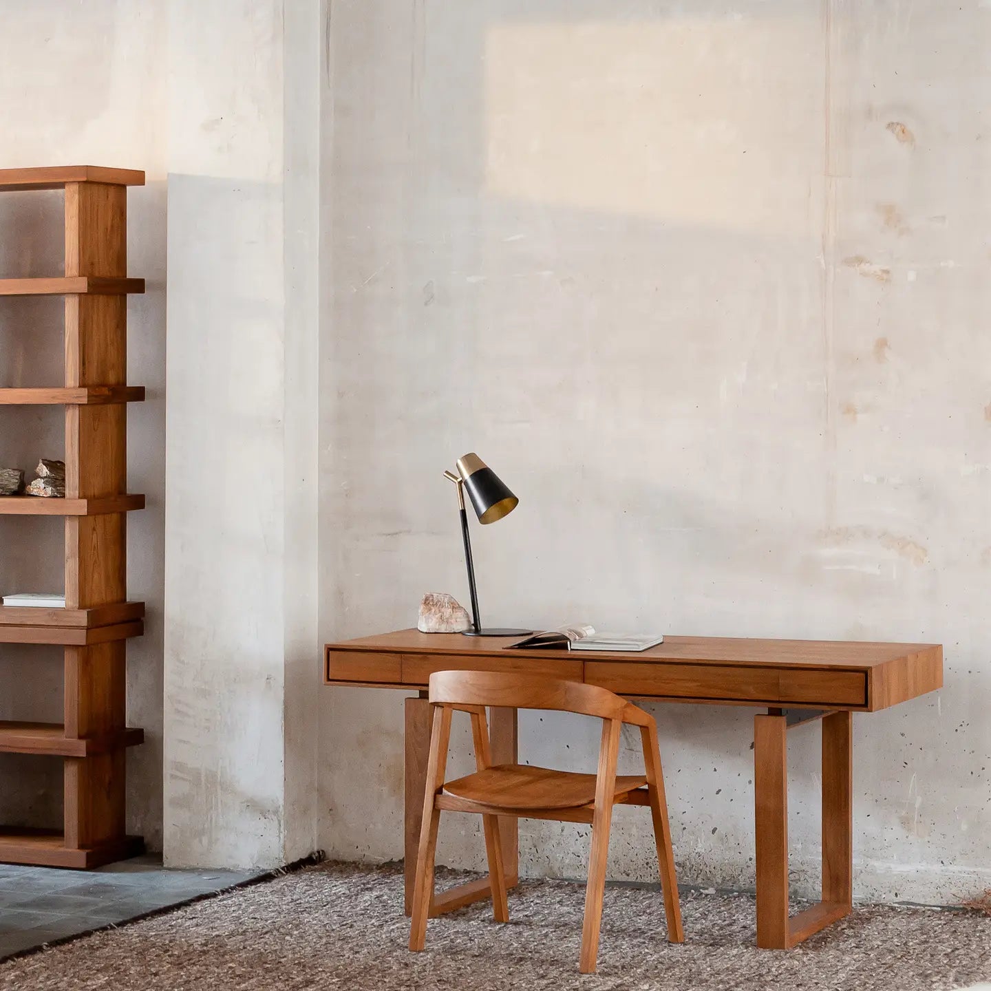 Alice table lamp