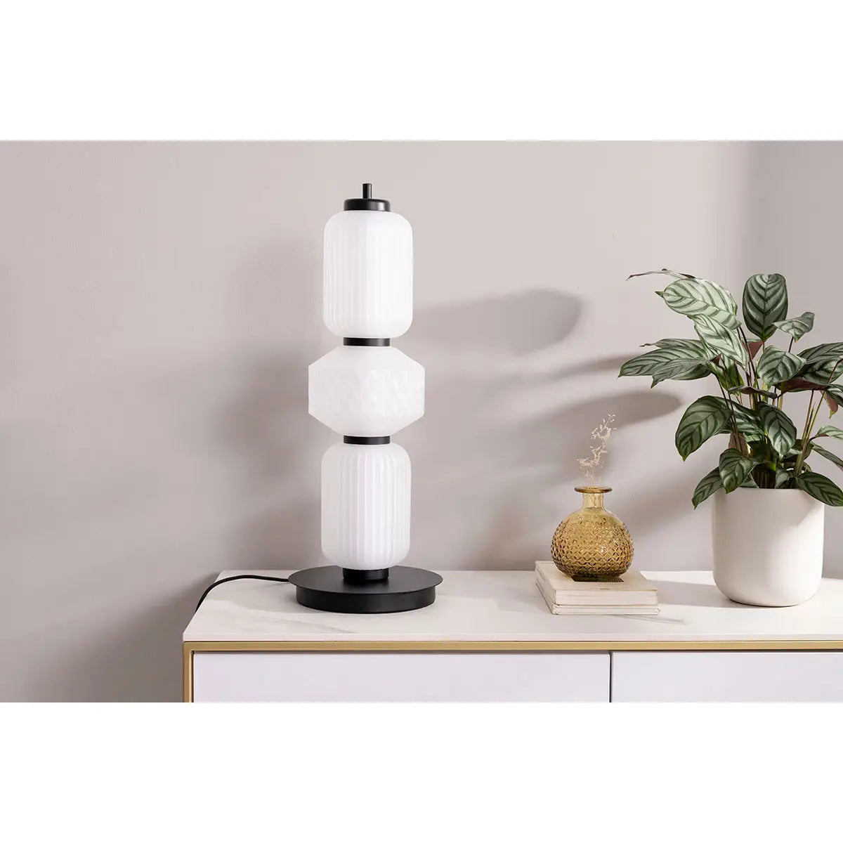 Zwarte Boheemse tafellamp