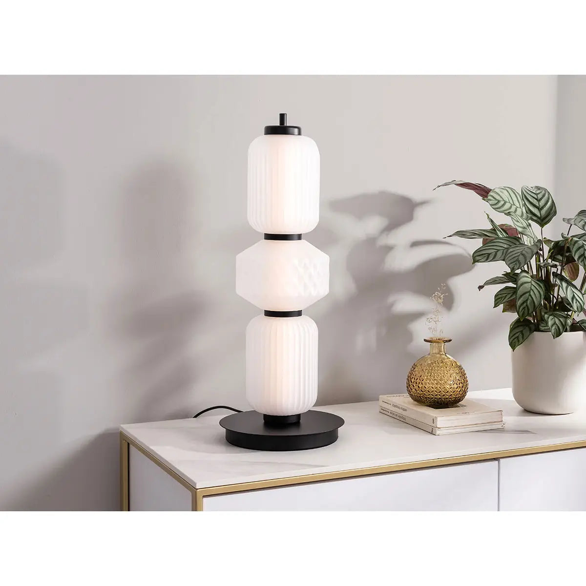 Zwarte Boheemse tafellamp