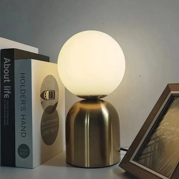 Nordic brass table lamp