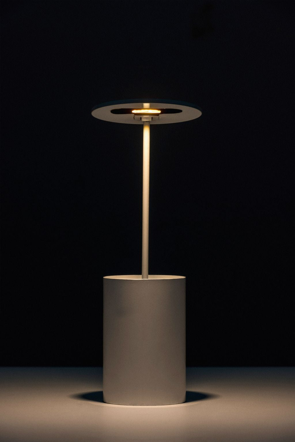 Ili Ili Coney Cone Suspension