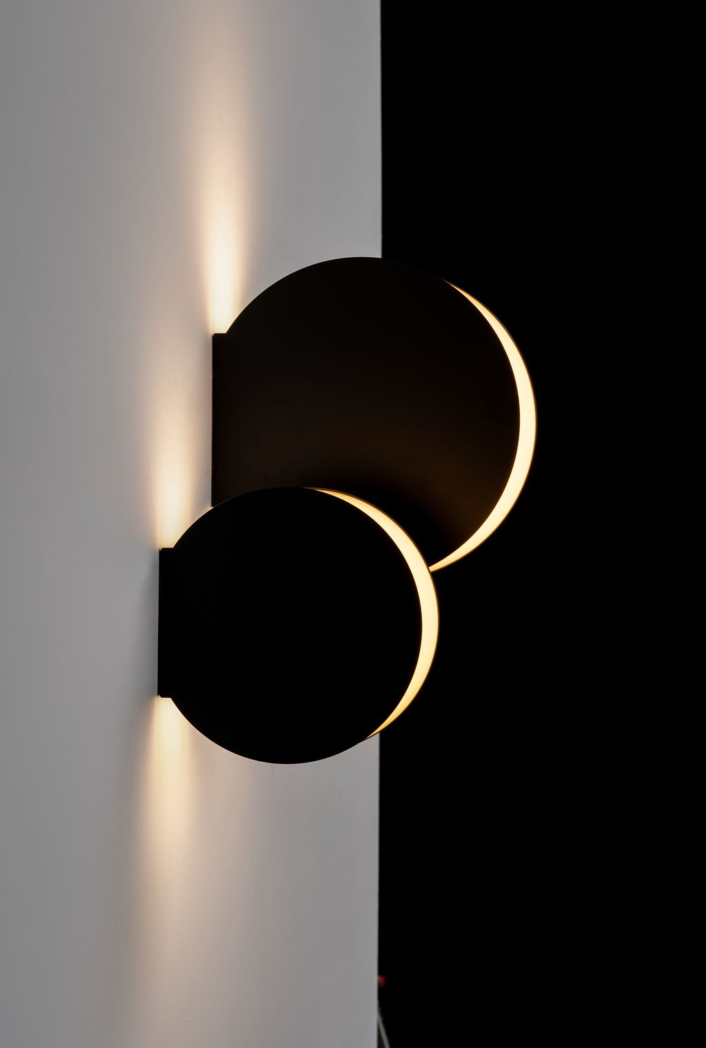 Ili Ili Coney Cone Suspension