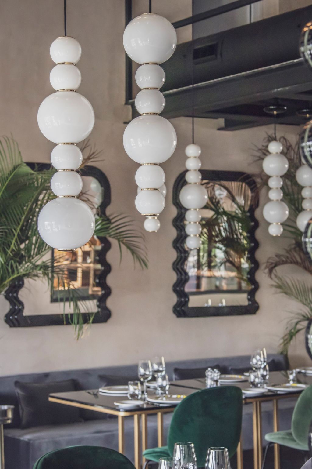 Ili Ili Coney Cone Suspension