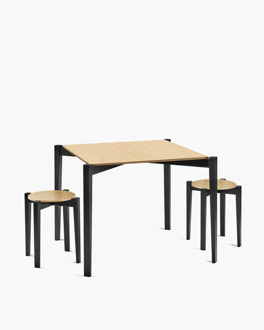 Eloïs square table in black beech/natural oak