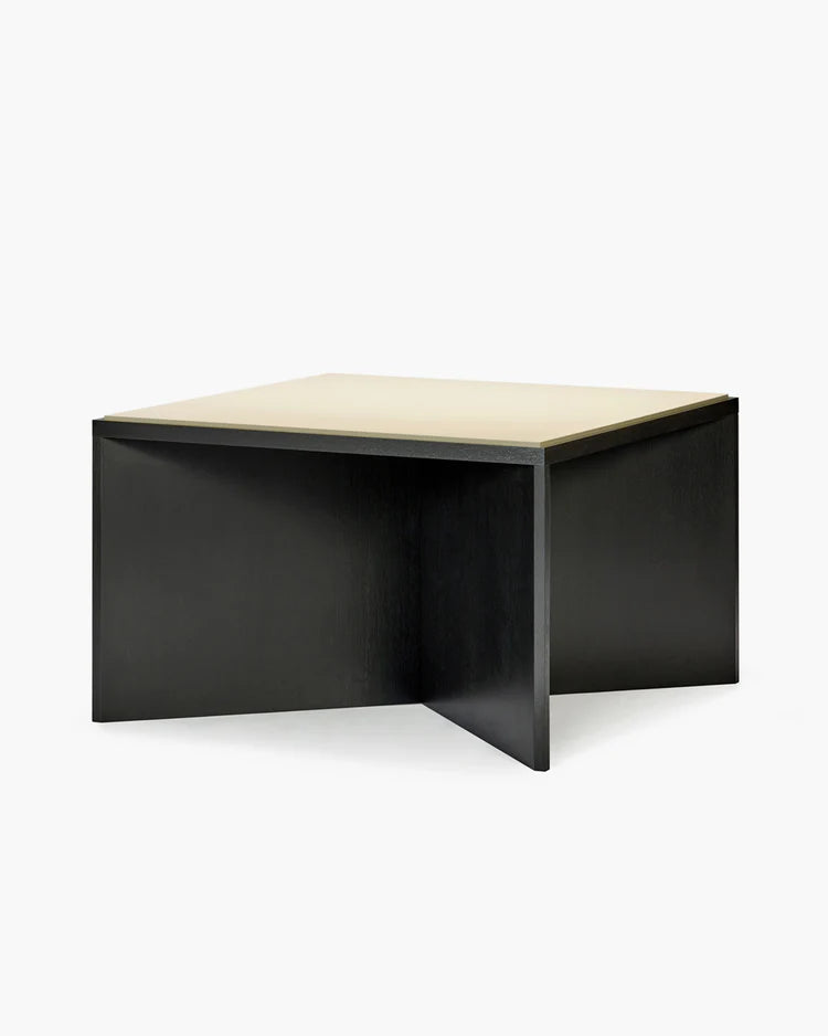 Kubé zwarte eiken tafel/crème eiken blad