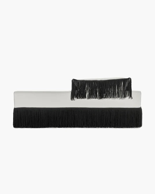 Sofa with 1 white cushion with black fringes Frou