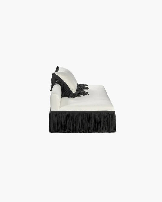 Sofa with 1 white cushion with black fringes Frou