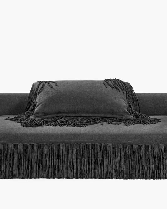 Coussin supplémentaire noir avec franges noires Frou