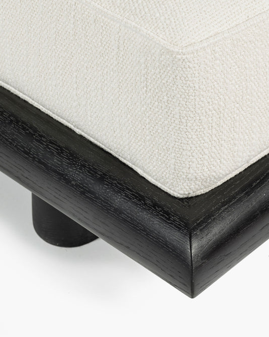 Crèmekleurige kokosnootbank + zwart eiken frame Ono 1