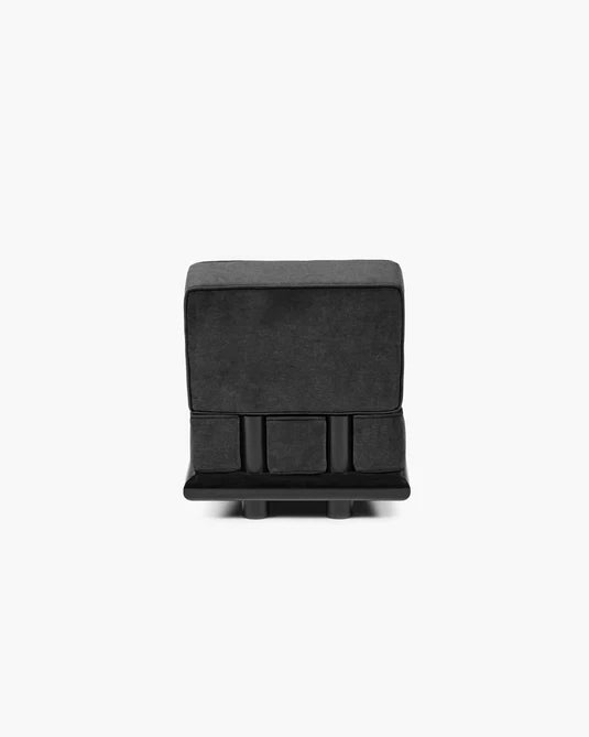 Black licot sofa + dark stained tulip frame Ono 1